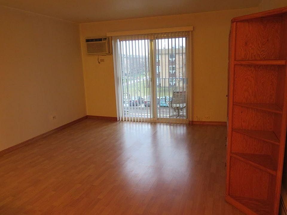 1st image of 1185 Meadow Ln #2312