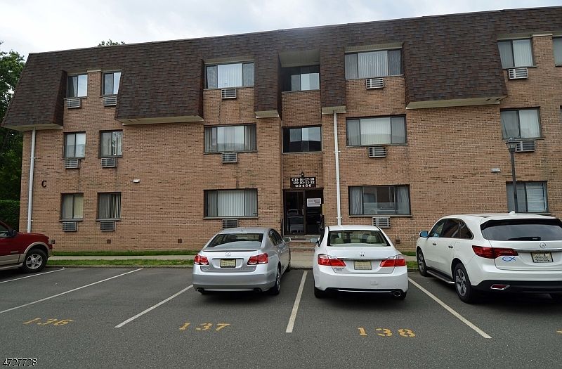1st image of 731-733 BELLEVILLE AVE C18