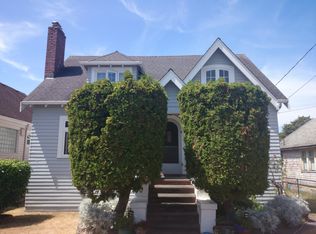 3223 61st Ave SW, Seattle, WA 98116