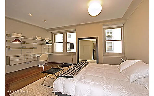 Rented by Douglas Elliman | media 37