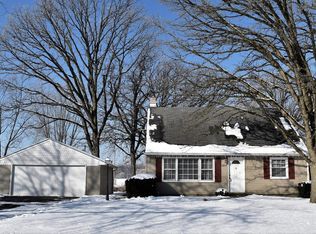 12212 Tompkins Pl, Crown Point, IN 46307