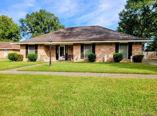 2937 Magellan Dr, Baton Rouge, LA 70816