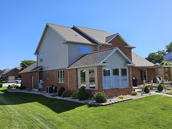 4th image of 214 Mariners Point Dr