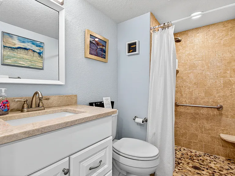 2100 Gulf Blvd #11 — Photo 30