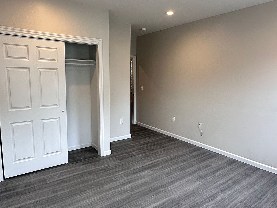 Bedroom #1