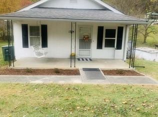1324 Hillside Dr, Elizabethton, TN 37643