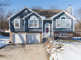 2012 Cypress Way, Pleasant Hill, MO 64080