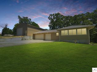 29790 Bobcat Dr, Warsaw, MO 65355
