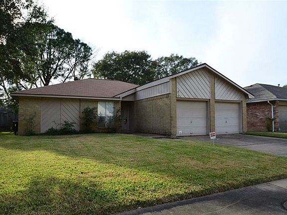 2nd image of 1302 Silver Morning Dr