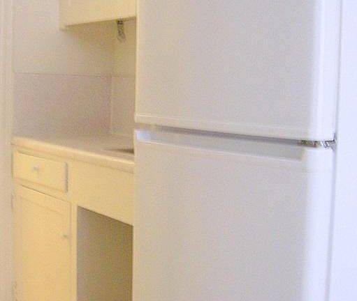 3rd image of 1757 Oxford St APT 8