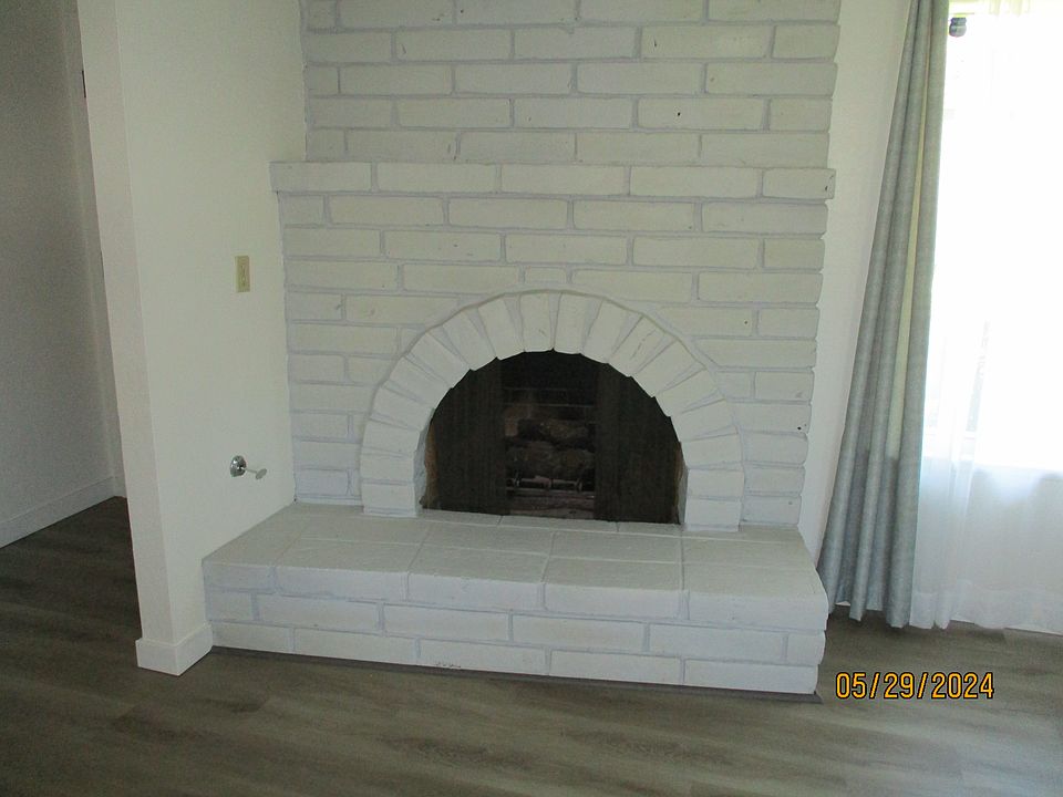 Cosy gas fireplace