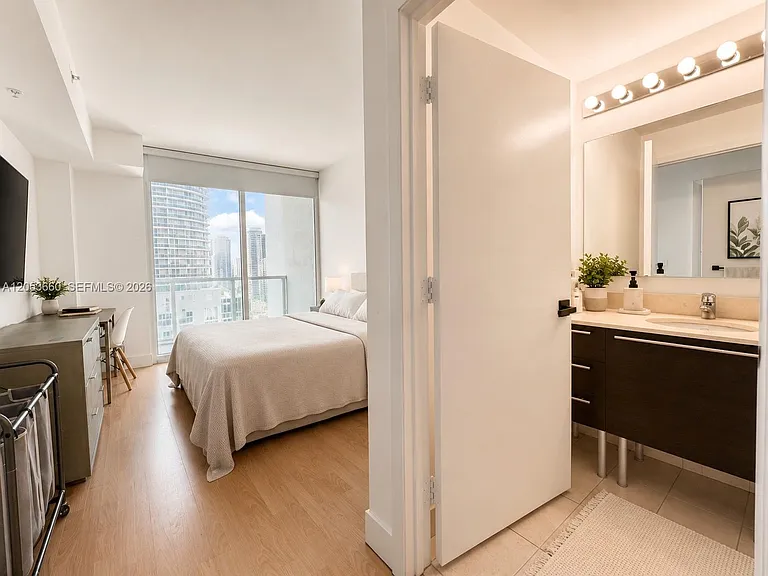 1900 N Bayshore Dr #3807 — Photo 10