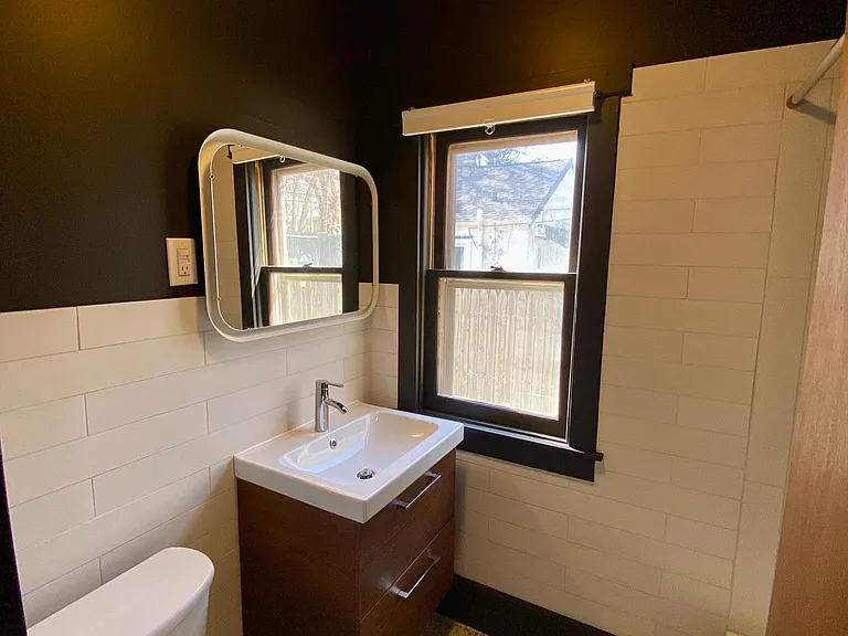 4808 Charles St — Photo 10