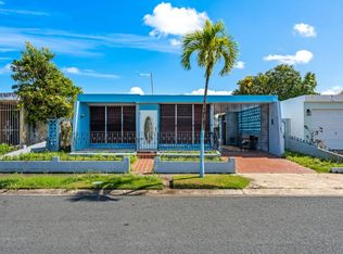 Urb Levittown Calle Domingo Delgado Aw 18, Toa Baja, PR 00949