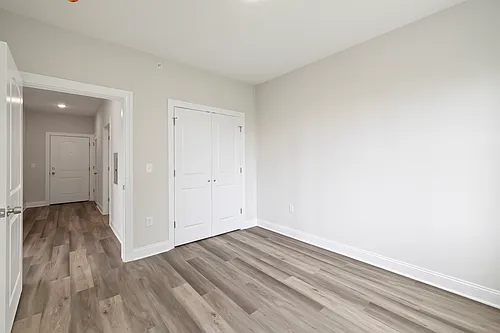 60 Woodside Pl Photo 1