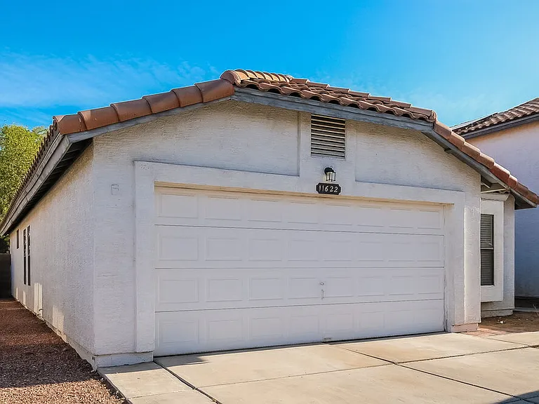 11622 W Olive Dr — Photo 3