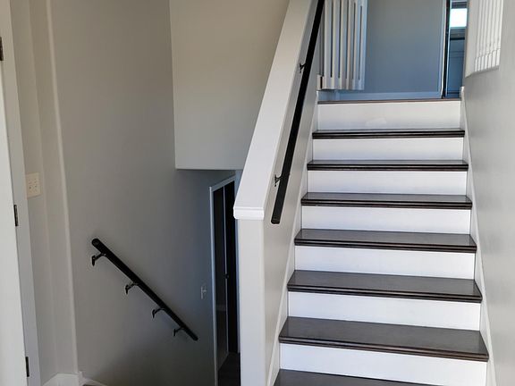 3rd image of 4858 45th Ave S