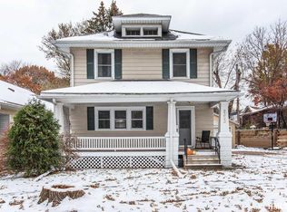 2323 18th Ave, Moline, IL 61265