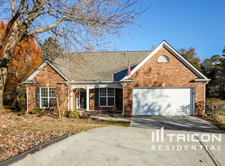 196 Bent Ridge Dr N, Dawsonville, GA 30534