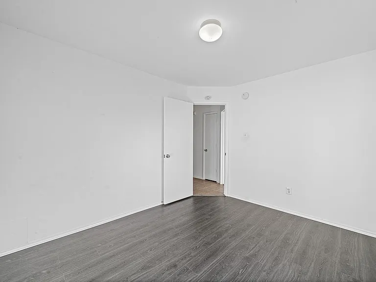 7207 Highland Oak Ct — Photo 19