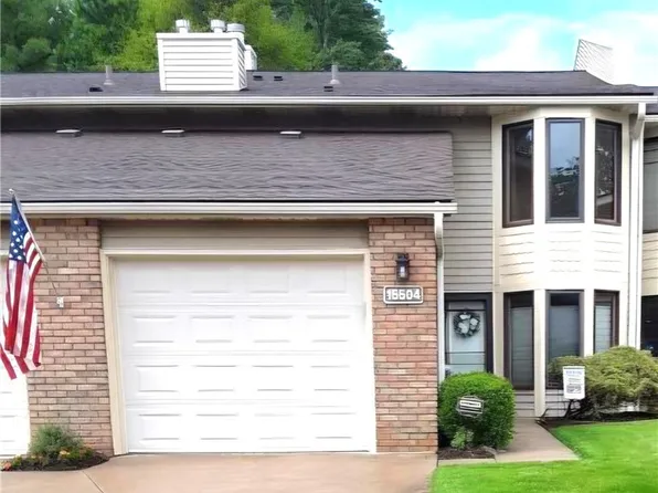 15504 Roxboro Dr, Middleburg Heights, OH 44130