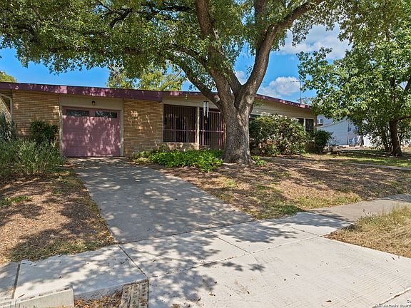 2nd image of 127 TEAKWOOD LN