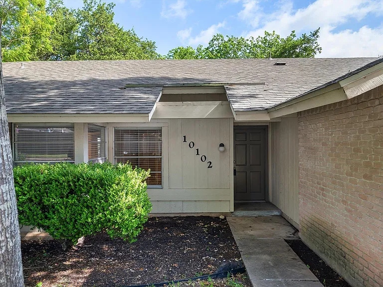 10102 Missel Thrush Dr — Photo 11