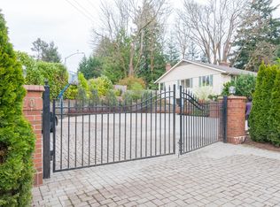 9120 NE 1st St, Bellevue, WA 98004