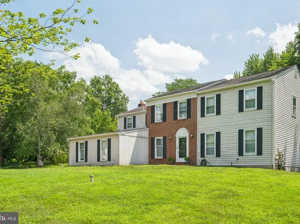 1705 Glenn Ln, Blue Bell, PA 19422