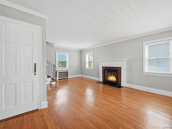 5th image of 63 Andrew Street