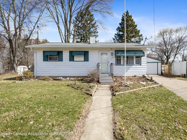 5009 Kessler Dr, Lansing, MI 48910
