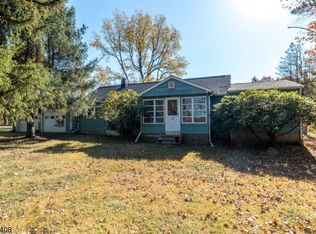 203 Coryell Rd, Lambertville, NJ 08530