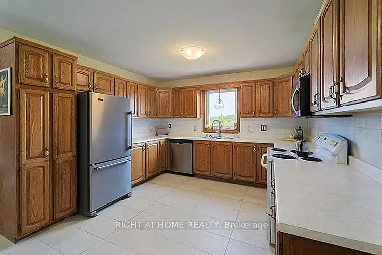 5125 Concession 4 Rd — Photo 4