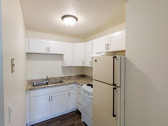 3rd image of 510 7th St N #0B-1Ba