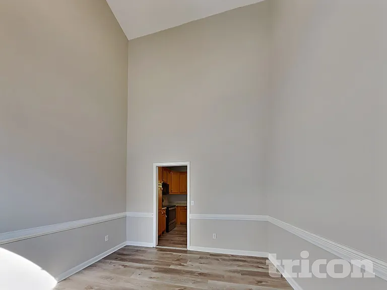 225 Mels Way — Photo 3