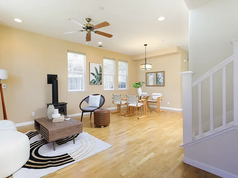 116 Goss Ct — Photo 8