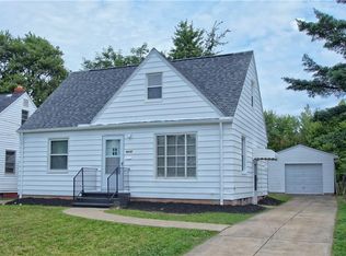 5235 Henry St, Maple Heights, OH 44137