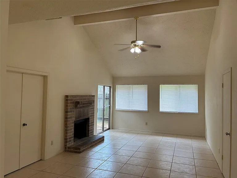 16230 Cutten Rd — Photo 14