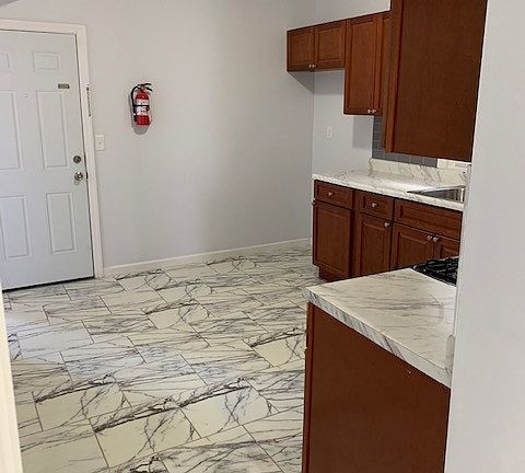 3rd image of 457 S 19th St #464720