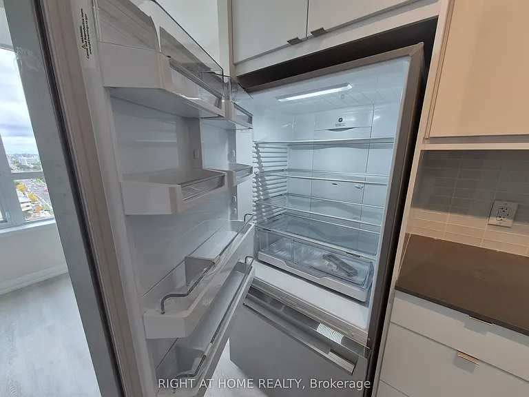 3270 Sheppard Ave E #1921 — Photo 7