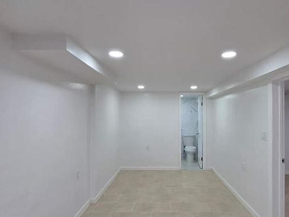 5th image of 2731 Bath Ave APT 1