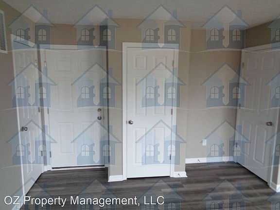 5th image of 401 McEwing Dr