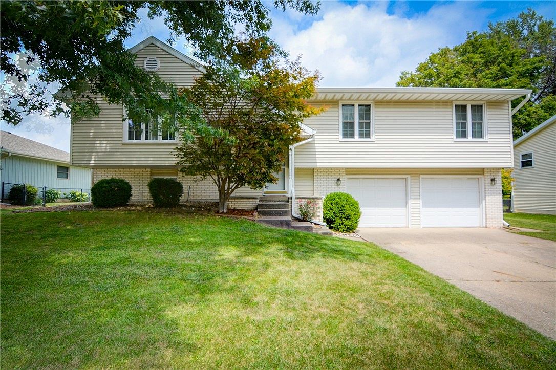 702 Wolf Rd, Decatur, IL 62526 Zillow