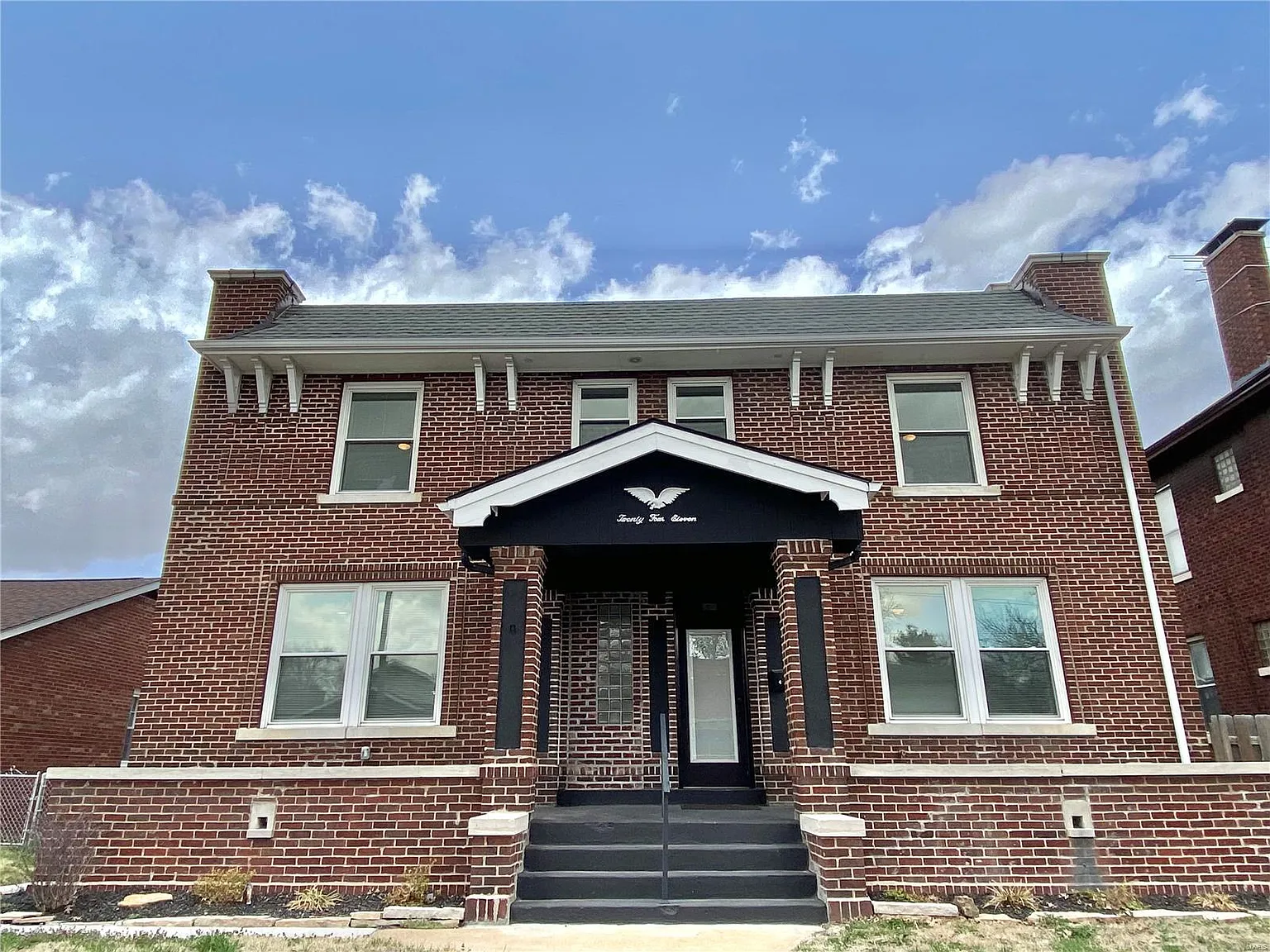 2411 Cleveland Blvd photo 1