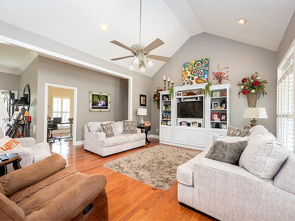 4th image of 230 Leeburn Harris Ln