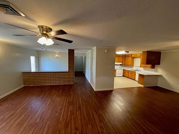 5th image of 113 Eunice St #113