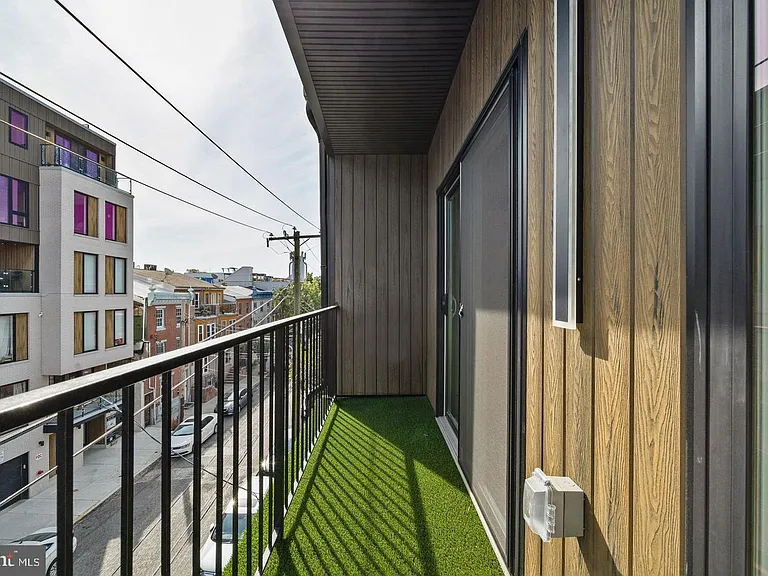 1146 N 3rd St — Photo 38