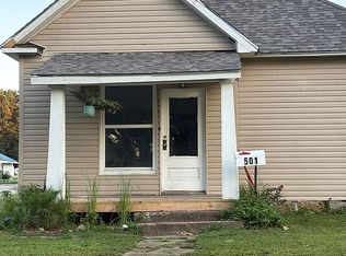 501 W 8th St, Newkirk, OK 74647