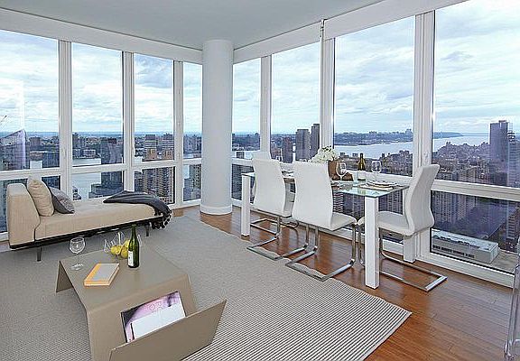 4th image of 175 W 60th St APT 44F