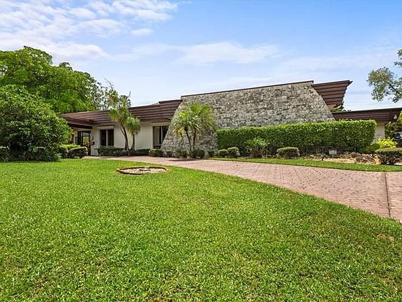 4th image of 5304 Woodlands Blvd